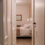 Mama House