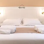Mama House 게스트하우스